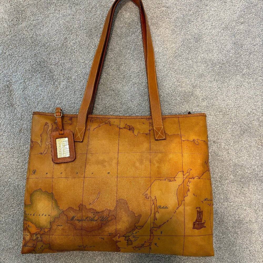 "1a Classe" Alviero Martini Large Tote Bag with Geo Design.  (World Map Design)